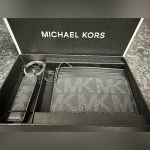 Michael Kors, card holder and keychain